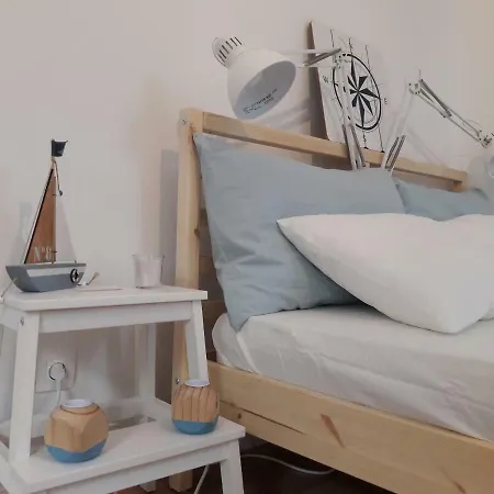 Bay By Nau Apartament *